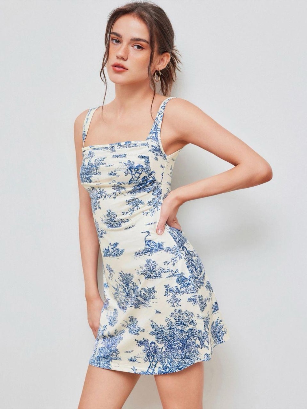 ★ Cider Blue and Off White Fine China Print Ruched Mini Dress ★